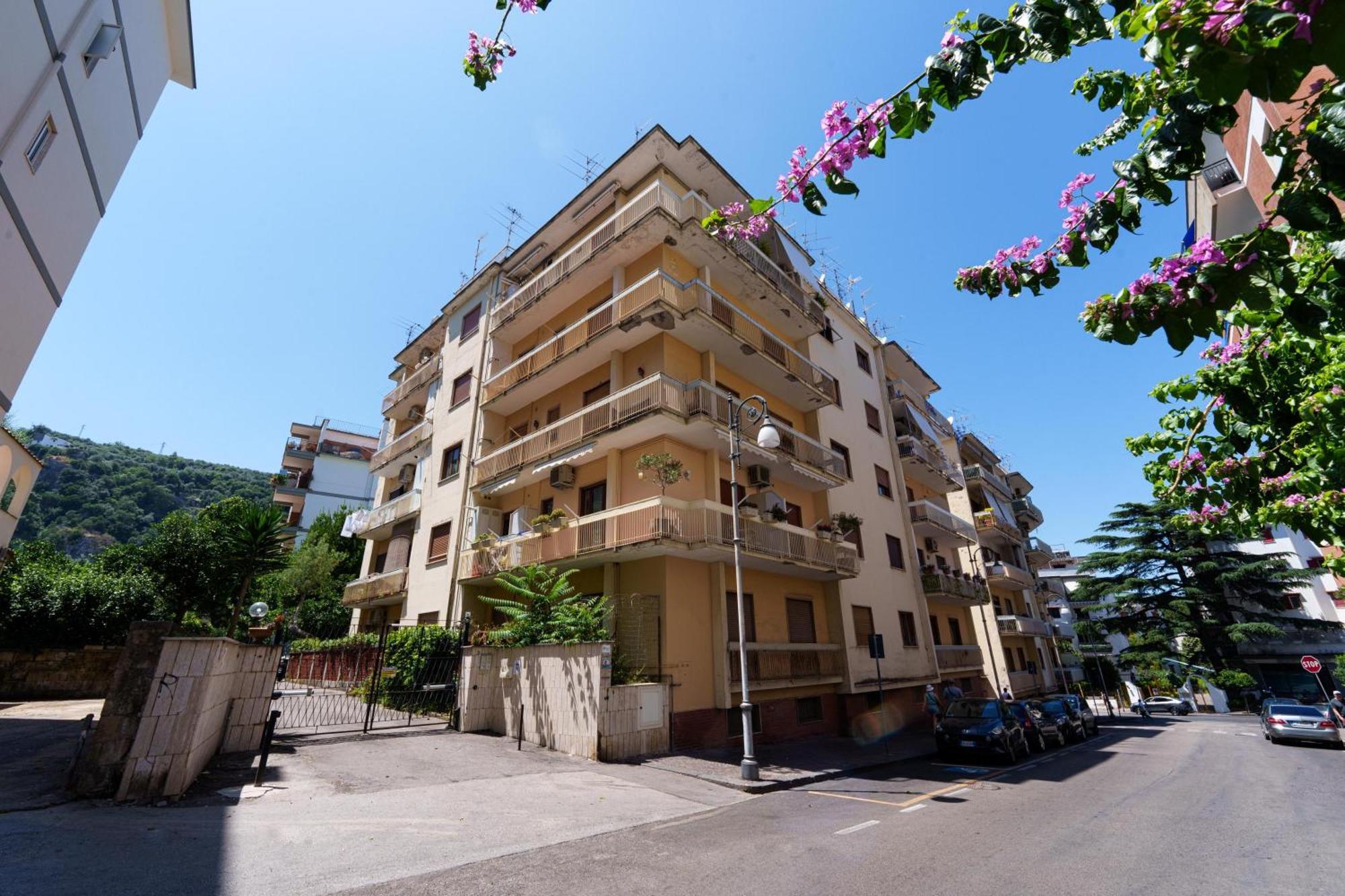 Marina Piccola Apartment Sorrento Exterior photo